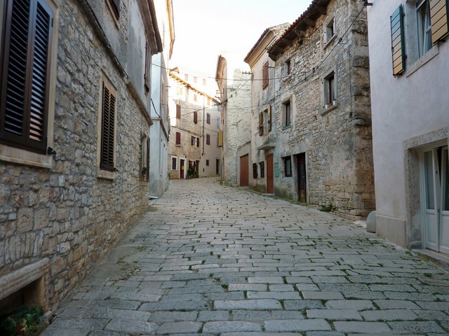 [Rozmiar: 115837 bajt�w]